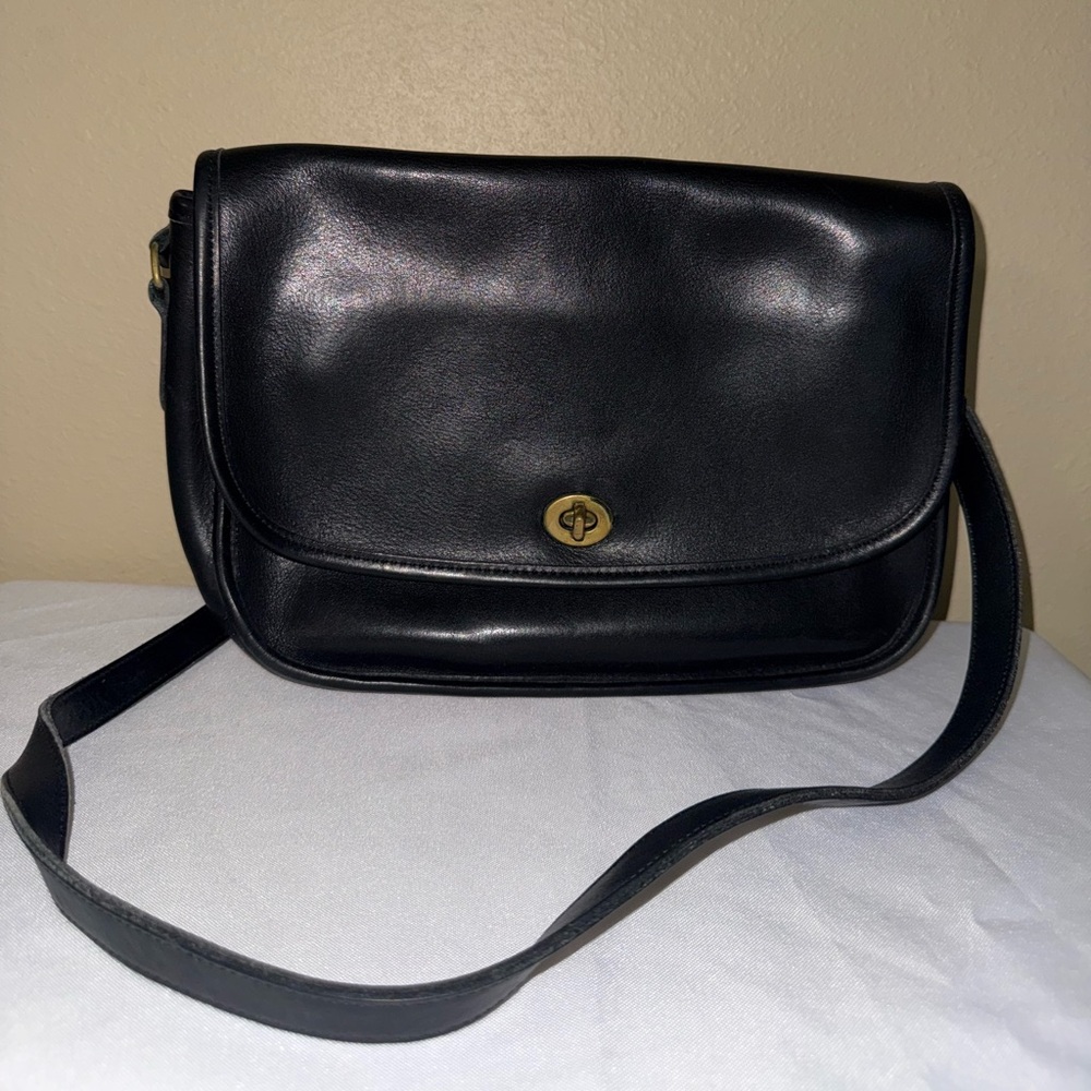 Coach Vintage Black Leather Crossbody Bag